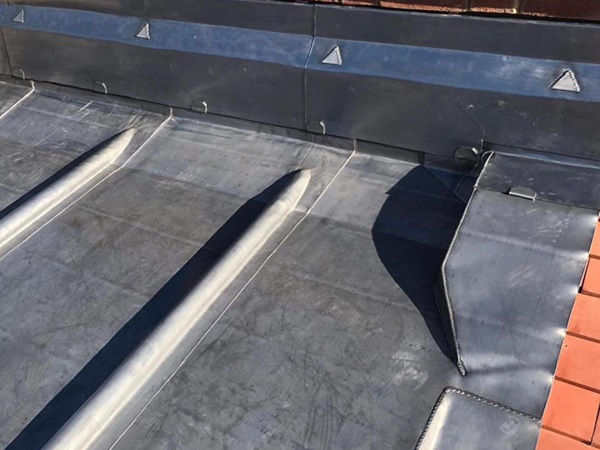 Lead work for roofs in London